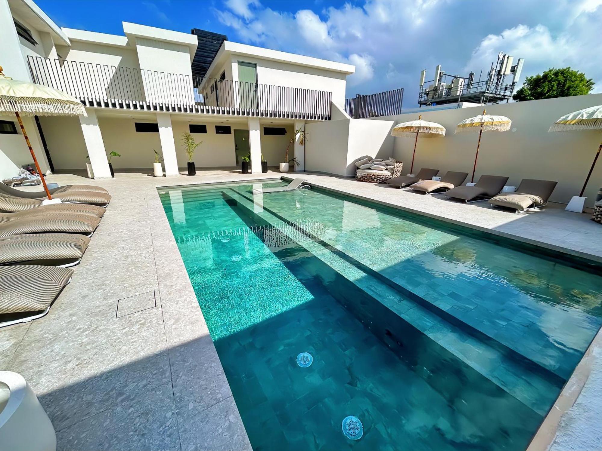 Bali Posh Hotel Pr Carolina Exterior photo