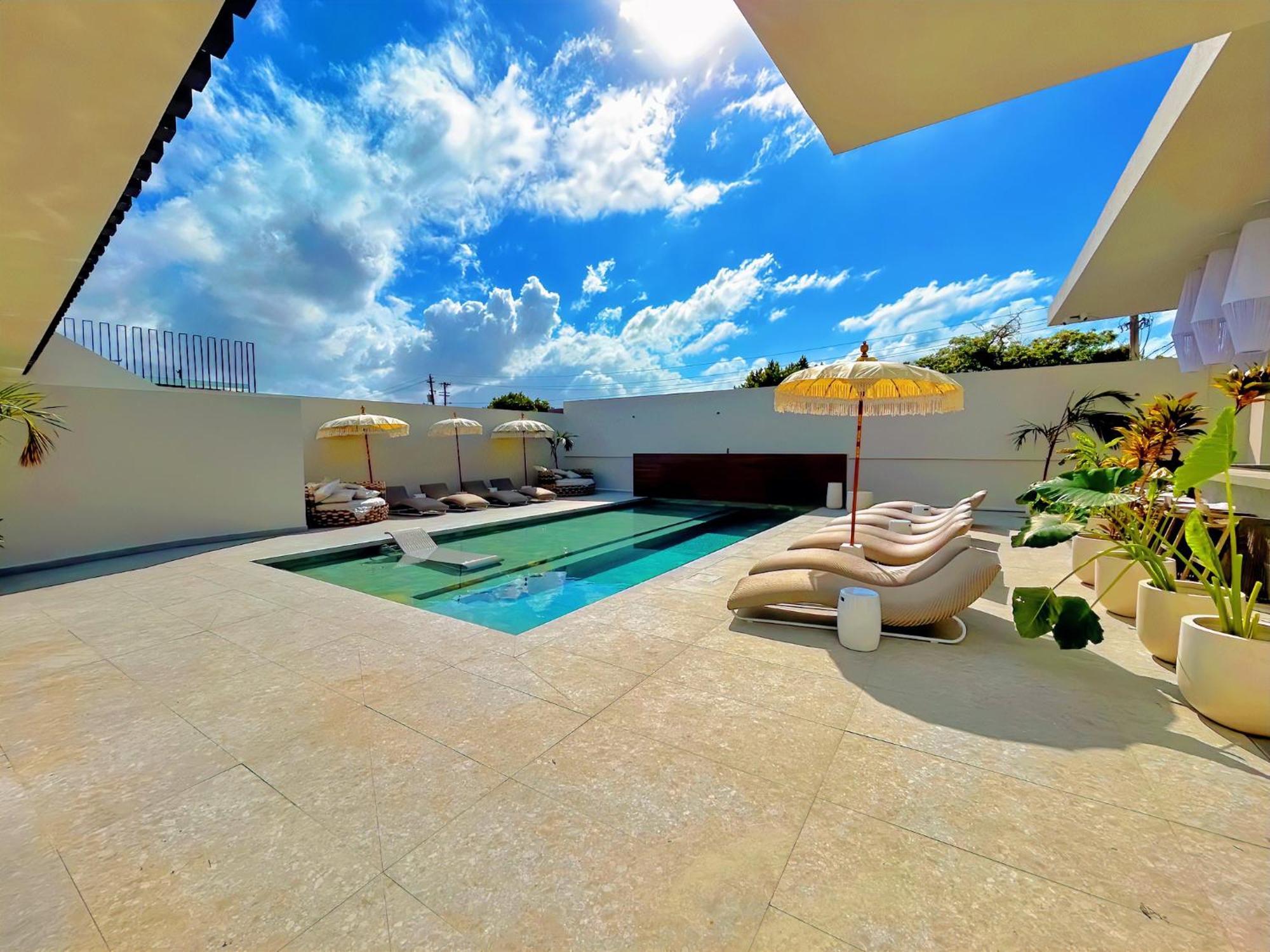 Bali Posh Hotel Pr Carolina Exterior photo